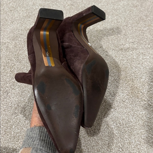 Sam Edelman 6 brown suede booty 2 3/4” heel. - Picture 3 of 6
